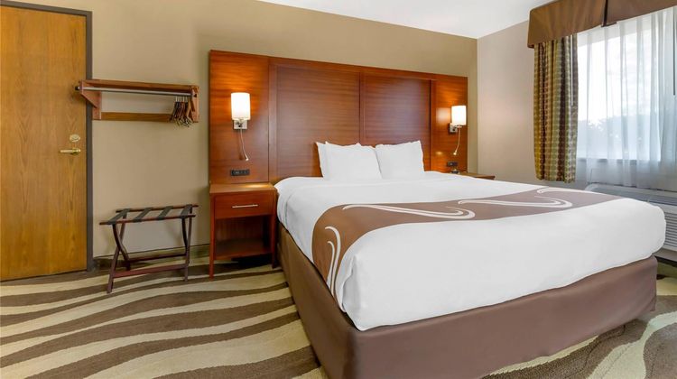 Quality Inn and Suites Suite