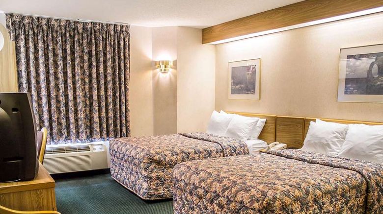 <b>Rodeway Inn Abbotsford Room</b>. Images powered by <a href="https://iceportal.shijigroup.com/" title="IcePortal" target="_blank">IcePortal</a>.