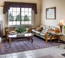 Rodeway Inn Abbotsford Lobby