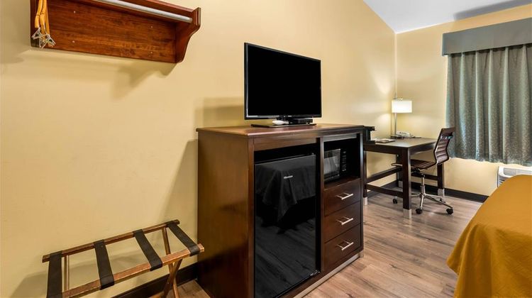 Econo Lodge Inn and Suites Eau Claire South Room