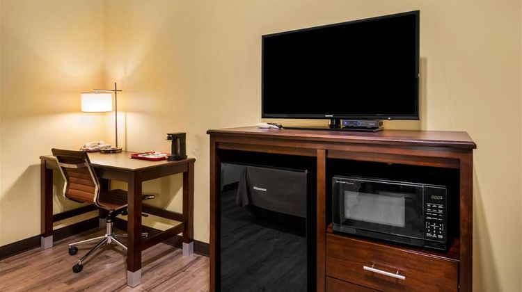 Econo Lodge Inn and Suites Eau Claire South Room