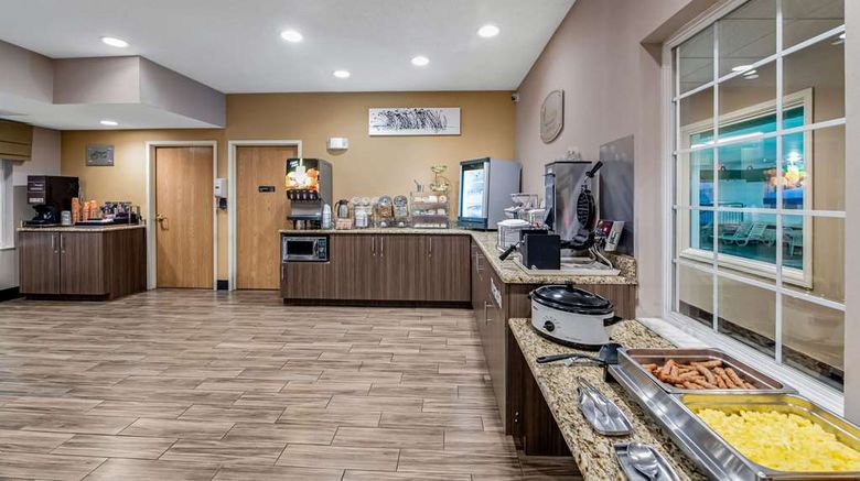 <b>Sleep Inn & Suites-Green Bay Airport Restaurant</b>. Images powered by <a href="https://iceportal.shijigroup.com/" title="IcePortal" target="_blank">IcePortal</a>.