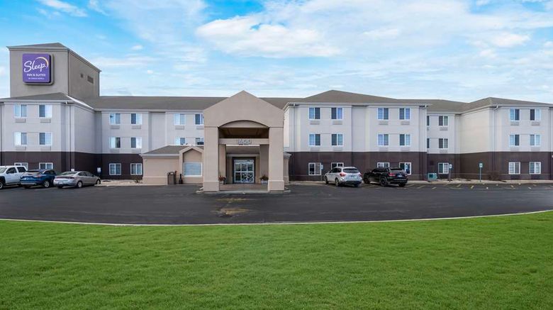 <b>Sleep Inn & Suites-Green Bay Airport Exterior</b>. Images powered by <a href="https://iceportal.shijigroup.com/" title="IcePortal" target="_blank">IcePortal</a>.