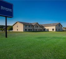 Rodeway Inn & Suites Tomahawk Exterior