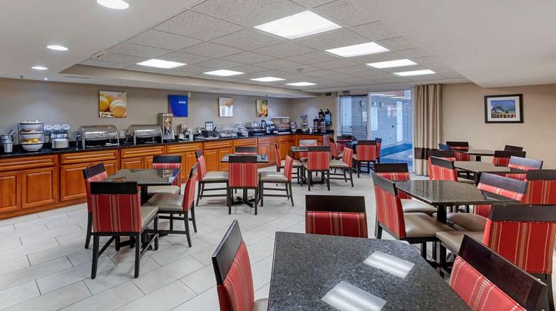 <b>Comfort Inn and Suites Jackson Restaurant</b>. Images powered by <a href="https://iceportal.shijigroup.com/" title="IcePortal" target="_blank">IcePortal</a>.