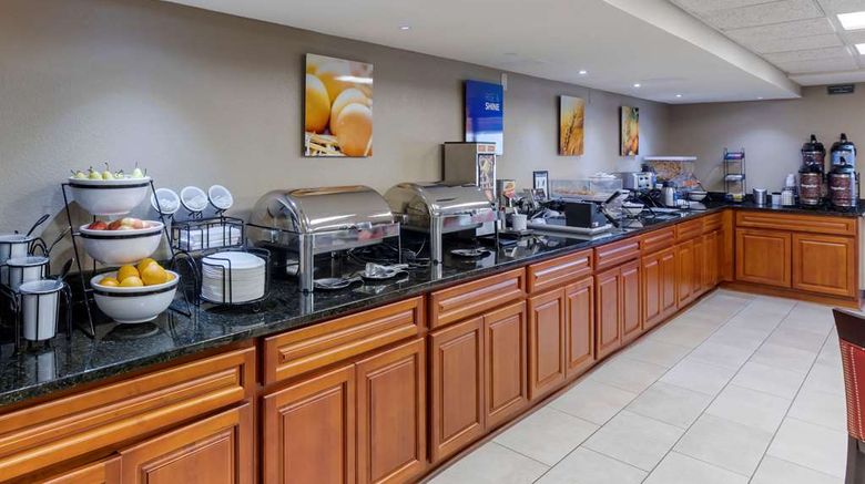 <b>Comfort Inn and Suites Jackson Restaurant</b>. Images powered by <a href="https://iceportal.shijigroup.com/" title="IcePortal" target="_blank">IcePortal</a>.