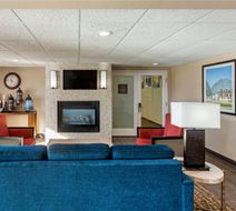 Comfort Inn and Suites Jackson Lobby