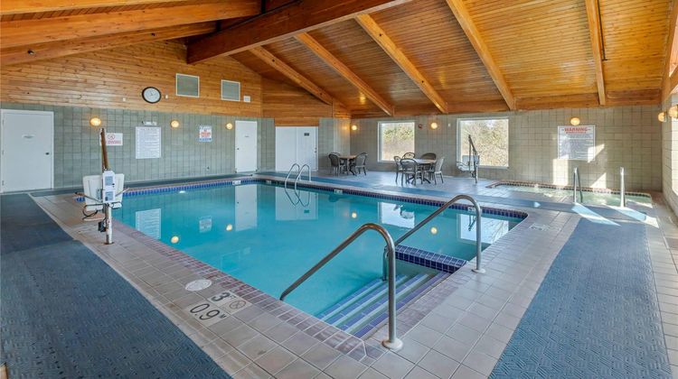 Comfort Inn and Suites Jackson Pool