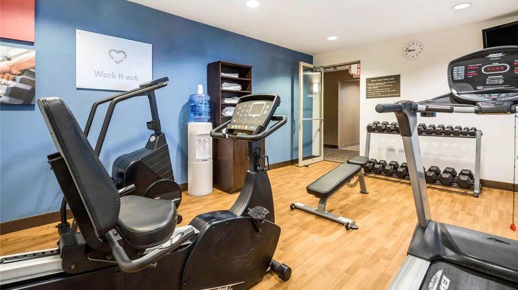 Comfort Suites at Par 4 Resort Health