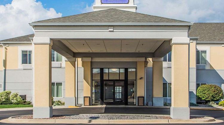 Sleep Inn and Suites Wisconsin Rapids Exterior