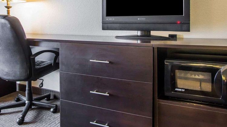Sleep Inn and Suites Wisconsin Rapids Room