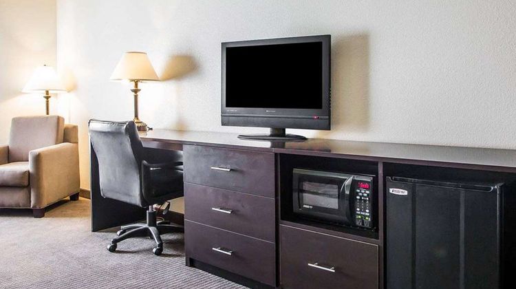 Sleep Inn and Suites Wisconsin Rapids Room