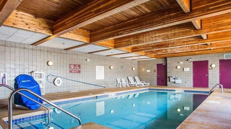 Sleep Inn and Suites Wisconsin Rapids Pool