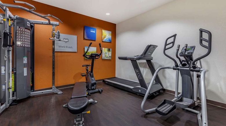 <b>Comfort Suites Delavan-Lake Geneva Area Health</b>. Images powered by <a href="https://iceportal.shijigroup.com/" title="IcePortal" target="_blank">IcePortal</a>.