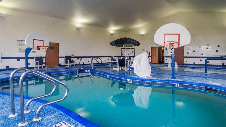 Comfort Inn & Suites Pool