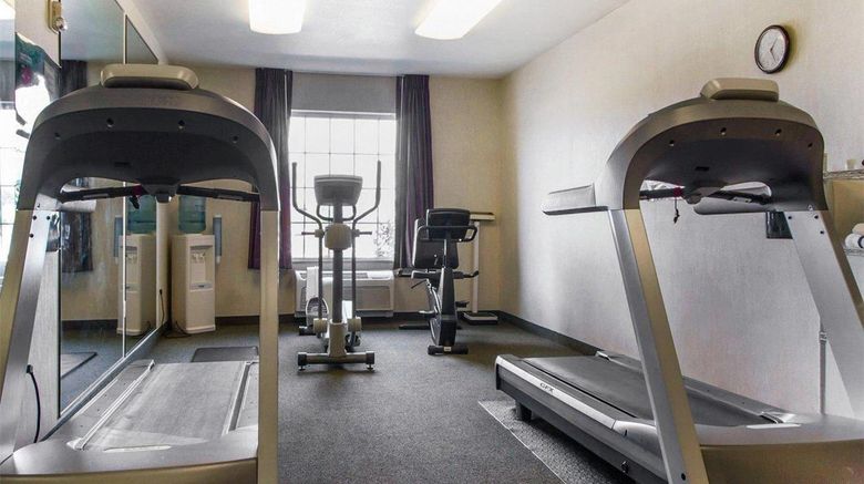 <b>Comfort Inn & Suites Health</b>. Images powered by <a href="https://iceportal.shijigroup.com/" title="IcePortal" target="_blank">IcePortal</a>.