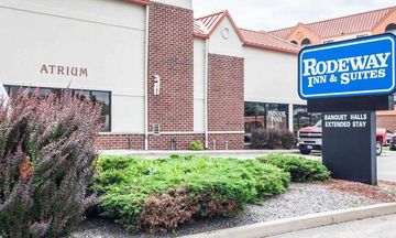 Rodeway Inn & Suites Milwaukee Airport