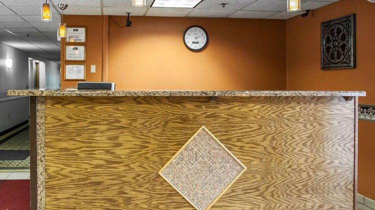 Rodeway Inn & Suites Milwaukee Airport Lobby