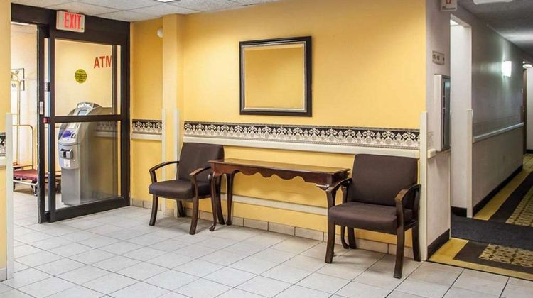 Rodeway Inn & Suites Milwaukee Airport Lobby