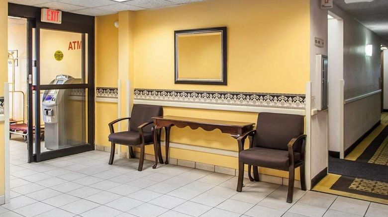 <b>Rodeway Inn & Suites Milwaukee Airport Lobby</b>. Images powered by <a href="https://iceportal.shijigroup.com/" title="IcePortal" target="_blank">IcePortal</a>.