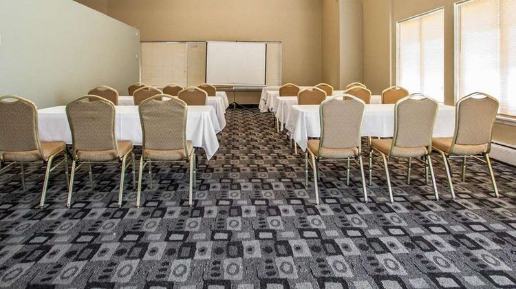 Rodeway Inn & Suites Milwaukee Airport Meeting