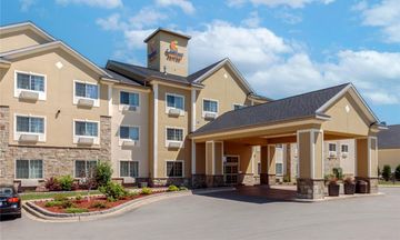 Comfort Suites Johnson Creek
