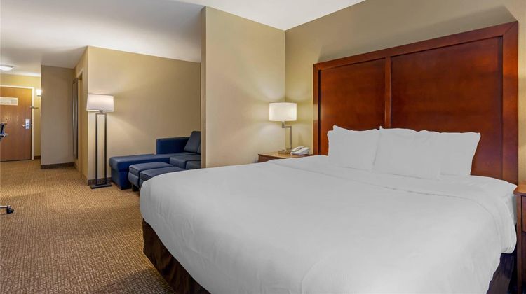 Comfort Suites Johnson Creek Suite