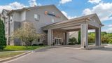 <b>Comfort Suites Exterior</b>. Images powered by <a href="https://iceportal.shijigroup.com/" title="IcePortal" target="_blank">IcePortal</a>.