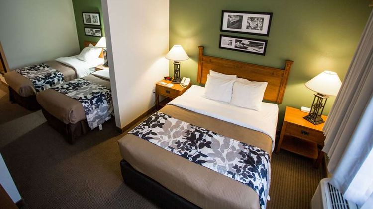 Sleep Inn & Suites Conference Center Suite