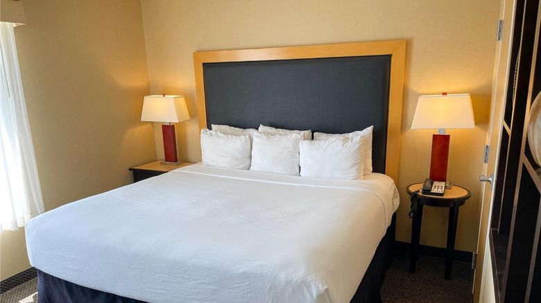 <b>Cambria hotel & suites Appleton Suite</b>. Images powered by <a href="https://iceportal.shijigroup.com/" title="IcePortal" target="_blank">IcePortal</a>.