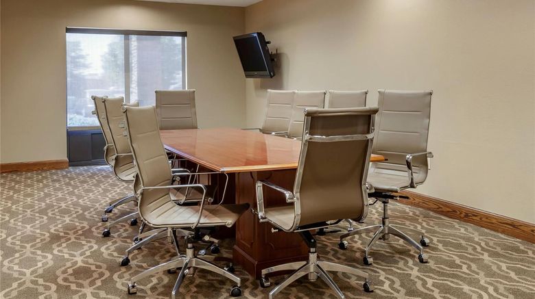 <b>Comfort Suites Oshkosh West Meeting</b>. Images powered by <a href="https://iceportal.shijigroup.com/" title="IcePortal" target="_blank">IcePortal</a>.