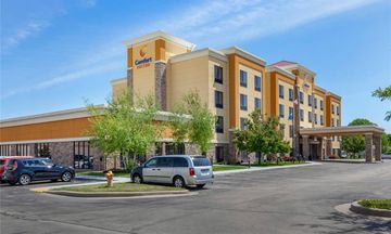 Comfort Suites Oshkosh West