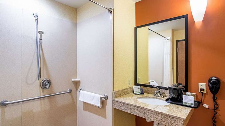 Sleep Inn & Suites Room