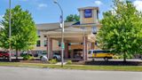 Sleep Inn and Suites Milwaukee Airport Exterior