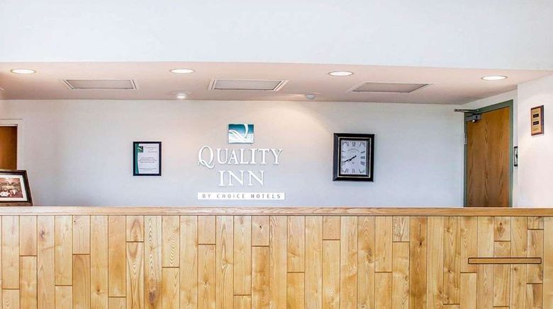 <b>Quality Inn Rhinelander Lobby</b>. Images powered by <a href="https://iceportal.shijigroup.com/" title="IcePortal" target="_blank">IcePortal</a>.