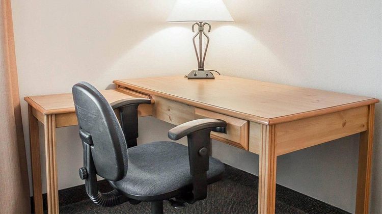 Quality Inn Rhinelander Room