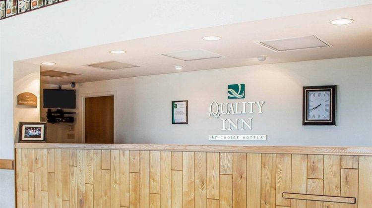 Quality Inn Rhinelander Lobby