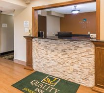 Quality Inn Janesville Lobby