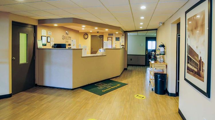 Quality Inn, Green Bay Lobby