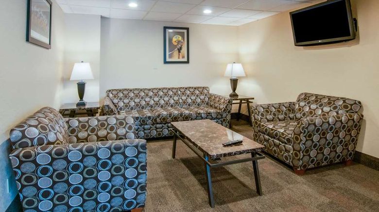 <b>Quality Inn, Green Bay Lobby</b>. Images powered by <a href="https://iceportal.shijigroup.com/" title="IcePortal" target="_blank">IcePortal</a>.