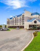 Quality Suites Milwaukee Airport