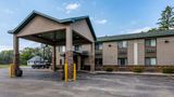 Quality Inn & Suites Marinette Exterior