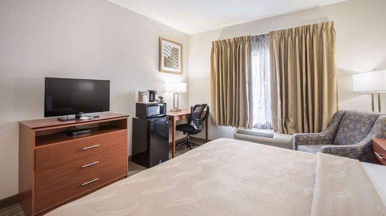 Quality Inn & Suites Room