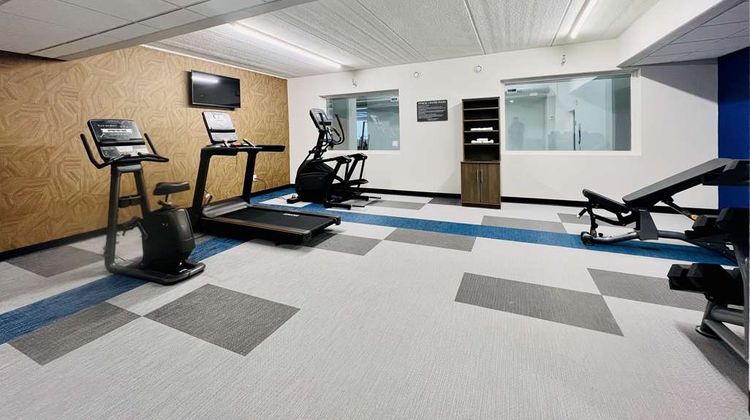 Comfort Inn And Suites Beaver Dam Health