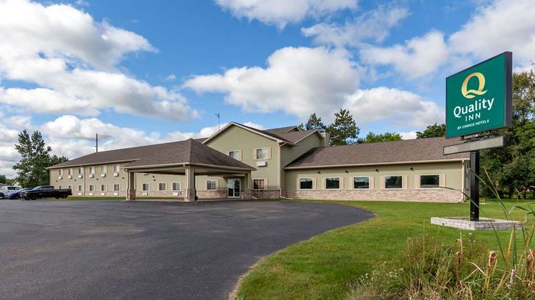 Quality Inn Redgranite Exterior