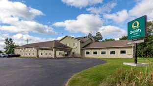 Quality Inn Redgranite