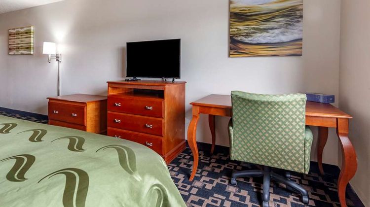 Quality Inn Redgranite Suite