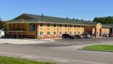 <b>Quality Inn Appleton West Exterior</b>. Images powered by <a href="https://iceportal.shijigroup.com/" title="IcePortal" target="_blank">IcePortal</a>.