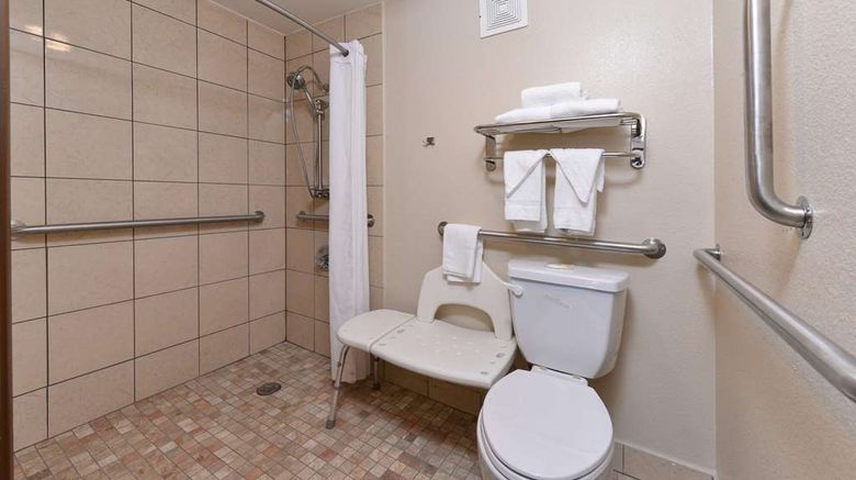 <b>Quality Inn Appleton West Room</b>. Images powered by <a href="https://iceportal.shijigroup.com/" title="IcePortal" target="_blank">IcePortal</a>.