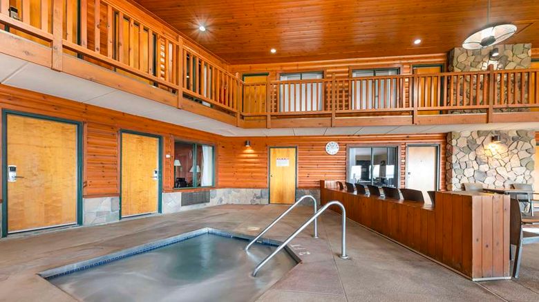 <b>Quality Inn Ashland Pool</b>. Images powered by <a href="https://iceportal.shijigroup.com/" title="IcePortal" target="_blank">IcePortal</a>.